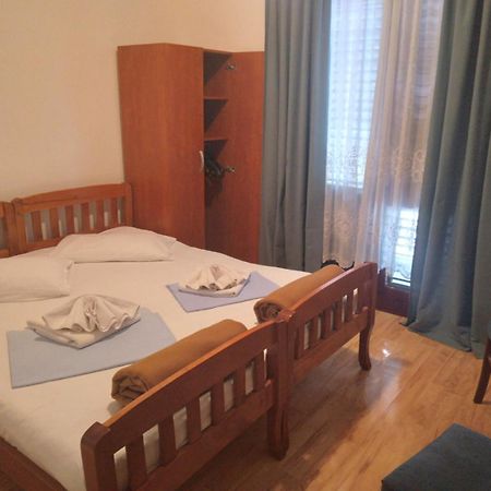 Bed and Breakfast Pansion Mimoza Херцег-Нови Экстерьер фото